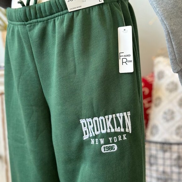 Faded Rose Boyfriend Jogger Green Size L NWT - Picture 4 of 5